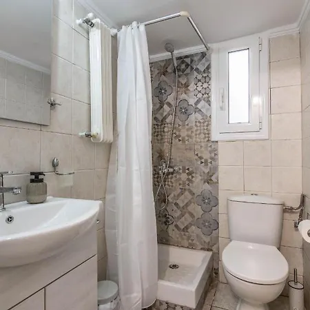 Fav Flat In Apartment